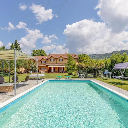 Awesome In Massarosa -lu- With Wifi בית נופש